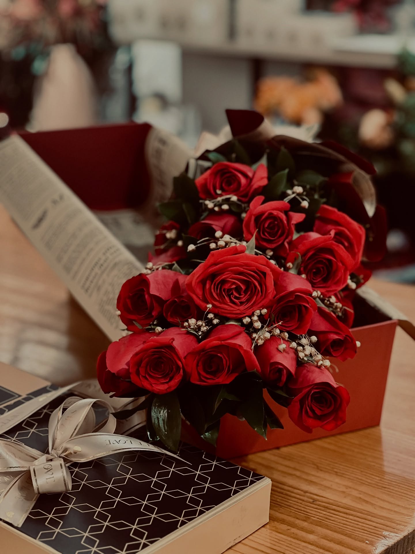 Sorpresa con flores Capullitos - Pareja